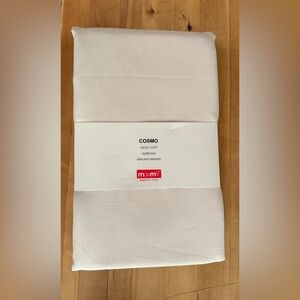 Cosmo Rectangle Tablecloth 60”x140” in cream color. Spillproof & linen texture.